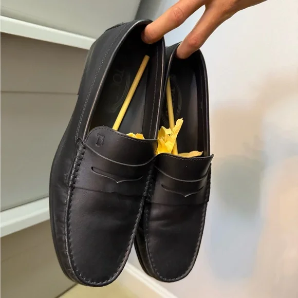 TOD’S Men's Black Loafers